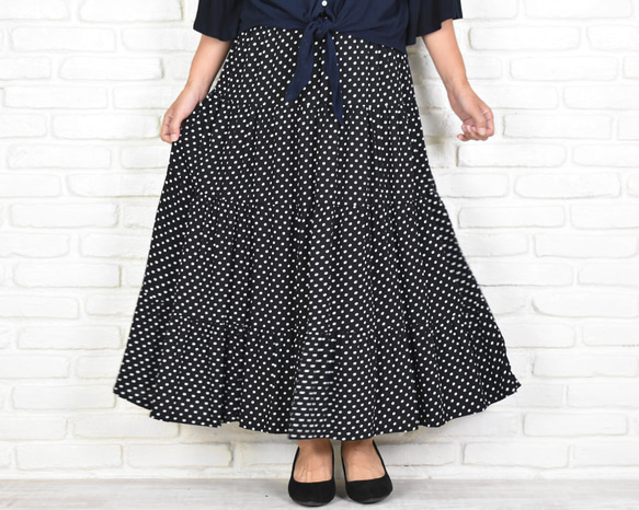 再販】大人のティアードロングスカート ＜ドット柄ブラック＞ 水玉