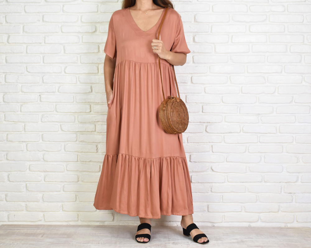 シンプルなVネックティアードワンピース　＜オレンジ＞