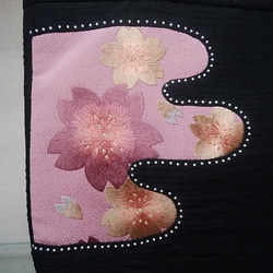 桜の刺繍のバッグ 2枚目の画像