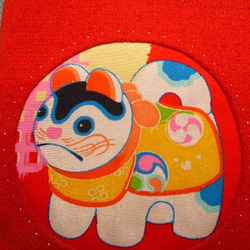 和布で創る小さなポシェット（犬張子） 3枚目の画像