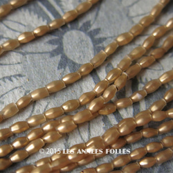 アンティーク サフィレットのルース ドロップ型 12mm強×16mm