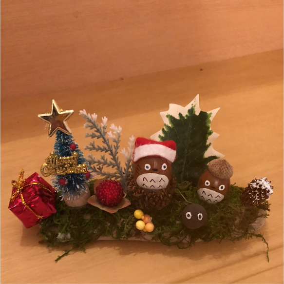どんぐり人形流木クリスマス飾り【置物】 1枚目の画像