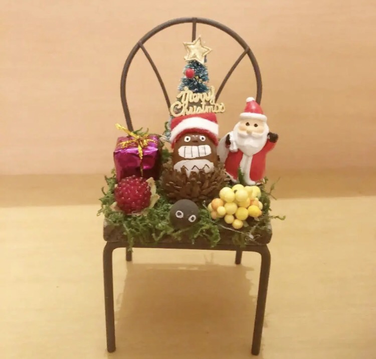 どんぐり人形イスクリスマス飾り【置物】