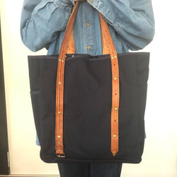 リメイクベルトトートバッグ（ネイビー）remake belt tote bag (NVY) 2枚目の画像