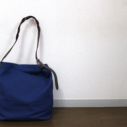 リメイクベルトバッグ　REMAKE BELT BAG （BLUE) 4枚目の画像