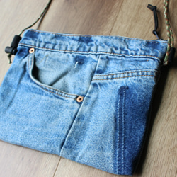 リメイクデニムサコッシュバッグ　remake denim sacoche (pocket) 3枚目の画像