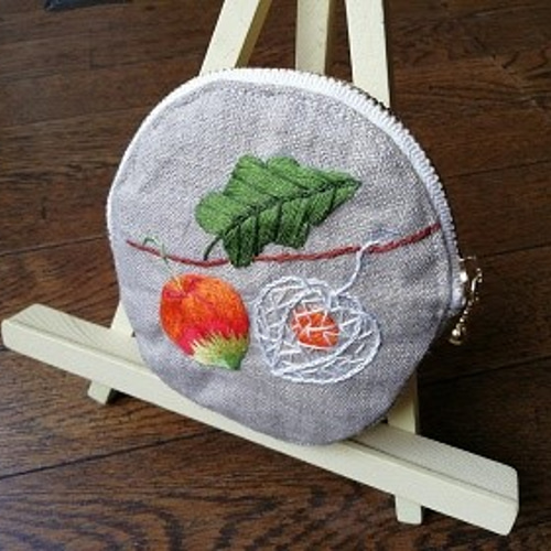 COACH トンボ刺繍付きポーチ ベージュ/ブラウン COACH トンボ刺繍付きポーチ ベージュ/ブラウン バッグ