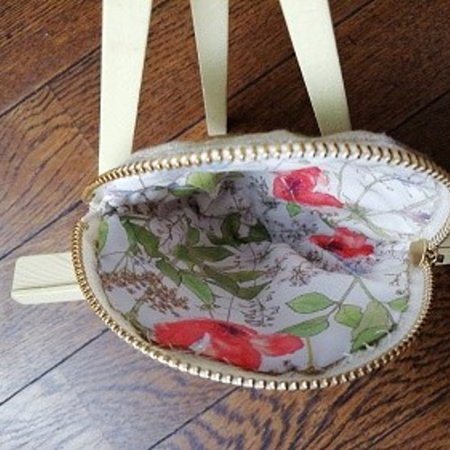ほおずき刺繍のラウンドポーチ ポーチ きい 通販 11855566