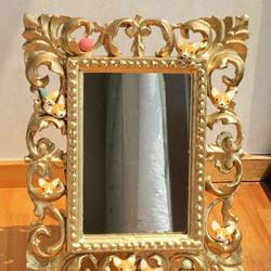 アンティークの鏡＆リトルコーギー 1枚目の画像