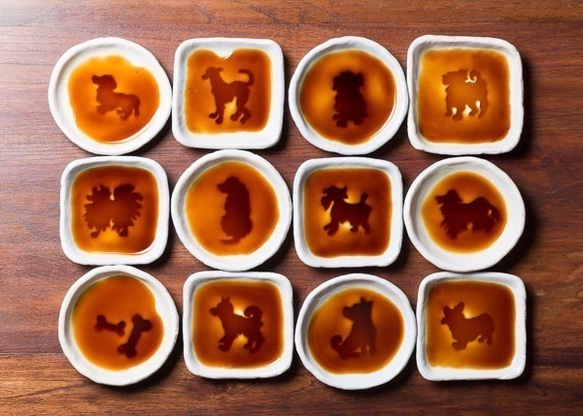 コーギーのシルエットが浮かぶ醤油皿（丸） 犬 食器 皿 人気・おすすめ｜売れ筋商品・話題商品におすすめ コスパ重視 安心配送 スピーディーにお届け