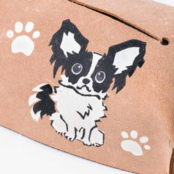 パピヨンのボックスティッシュケース ティッシュカバー 5.5cm 犬  プレゼント ギフト 革 雑貨 車 2枚目の画像