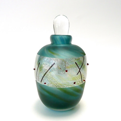 すりガラスの飾り瓶 2枚目の画像