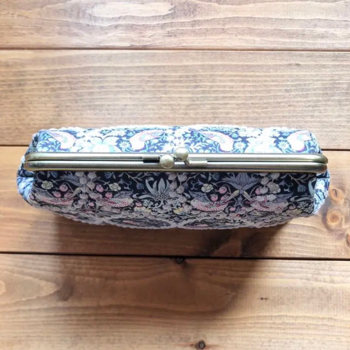 ミナペルホネン ハンドメイド ストロベリーシーフ × タンバリン がま口