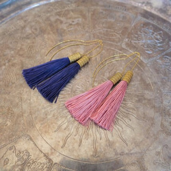 シルクタッセルピアス tassel pierced earrings <PE-TSC> 1枚目の画像