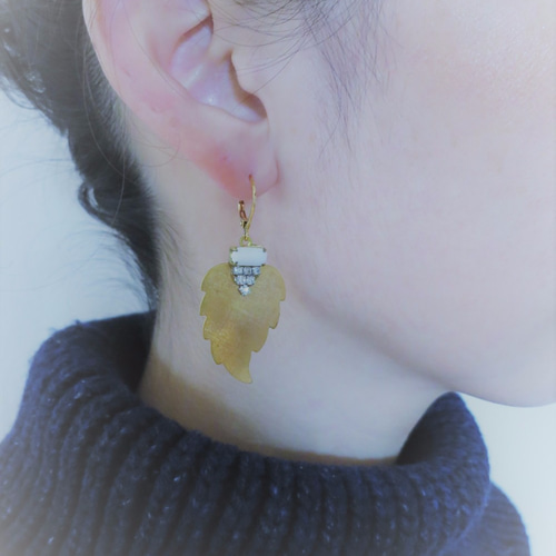 MIRIAM HASKELL ピアス Miriam Haskell Vintage Peppermint Green Beads Ear Clip