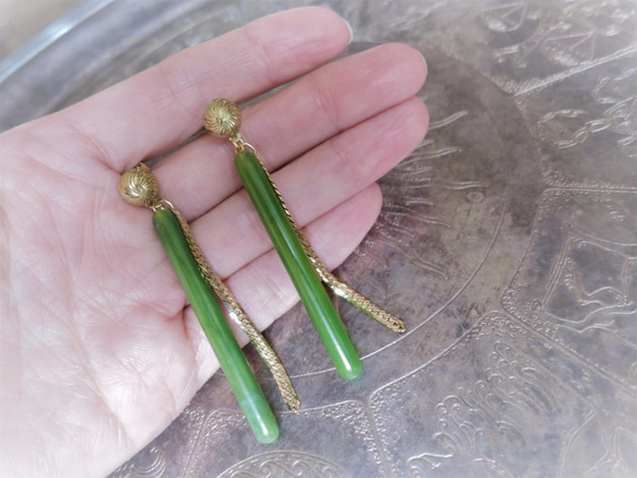 スティックイヤリング モスグリーン vintage earrings green <ER-grpnt> 1枚目の画像