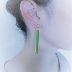 スティックイヤリング モスグリーン vintage earrings green <ER-grpnt> 2枚目の画像