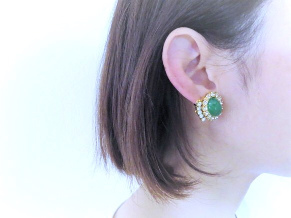 ジェイドグリーンイヤリング vintage earrings gadegreen <ER-gdGR> 2枚目の画像