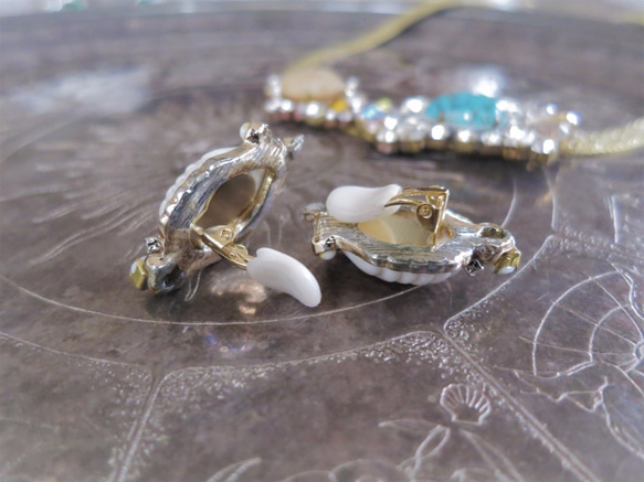 ホワイトシェルイヤリング vintage earrings white shell <ER-shwht2> 5枚目の画像