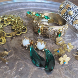 スワロフスキードロップイヤリング　vintage crystal earrings <ER-SWGR> 5枚目の画像