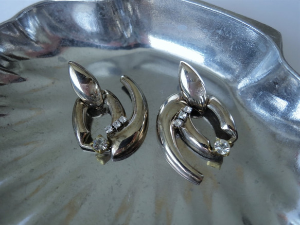 シルバーモチーフピアス vintage earrings CV <PE4 -L19> 5枚目の画像