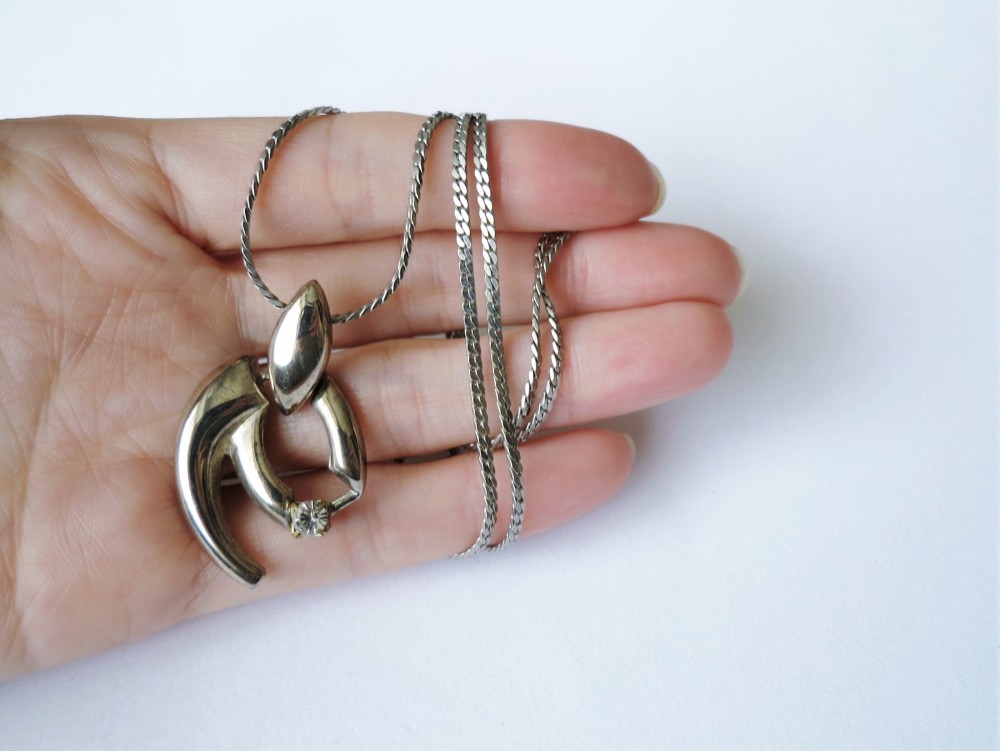 シルバーモチーフネックレス vintage necklace <NE1-L19>