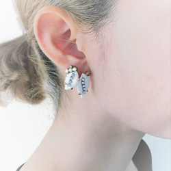 ホワイトフェザーイヤリング vintage earrings feather <PE3B-L19> 3枚目の画像