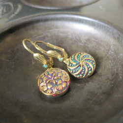 ヴィンテージガラスボタン ピアス vintage btn earrings <PE9-0420> 4枚目の画像