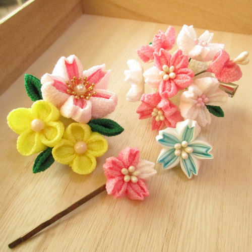 ちりめんつまみ細工の髪飾り・ブローチ 桜×菜の花 子供服 吾木香 通販