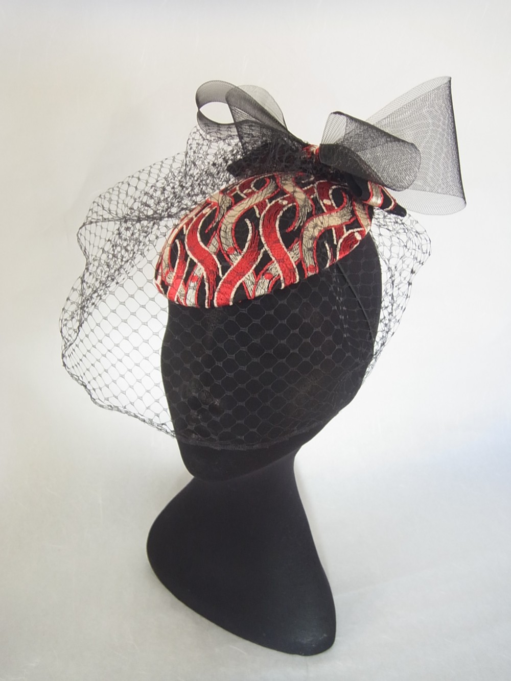 ビンテージレースのヘットドレス