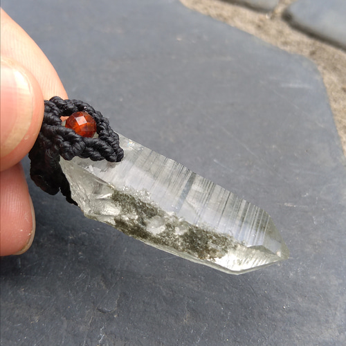 ガネッシュヒマール産】ヒマラヤ水晶の天然石マクラメペンダント[PEN