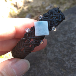 国産♪糸魚川産コバルト翡翠の天然石マクラメブレスレット[B-65] 1枚目の画像