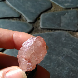 Trigonich♪冰晶（熱鬧侵蝕水晶）和太陽石天然石花邊吊墜[PEN-462] 第4張的照片