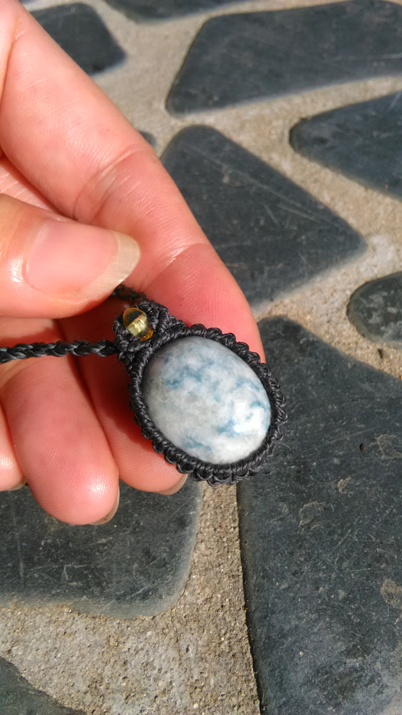 【糸魚川産】コバルト翡翠の天然石マクラメペンダント[PEN-535] 4枚目の画像