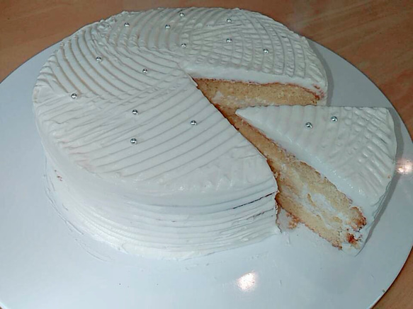 ホワイトチョコ生クリームケーキ 7枚目の画像
