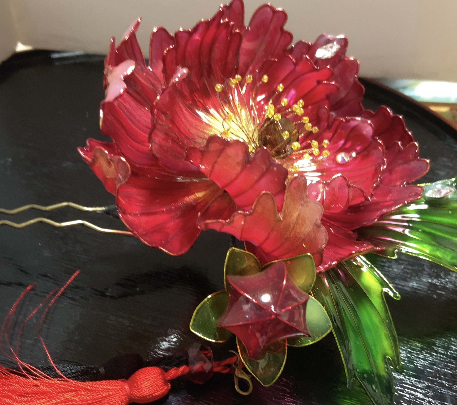 富貴花    艶やかさとと共に