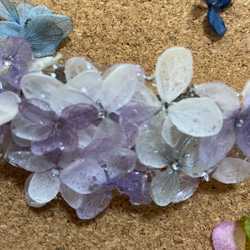 爽やかな風  ラベンダー色のバレッタ紫陽花ヘアアクセサリー 再販  紫陽花ハンドメイド2024 5枚目の画像