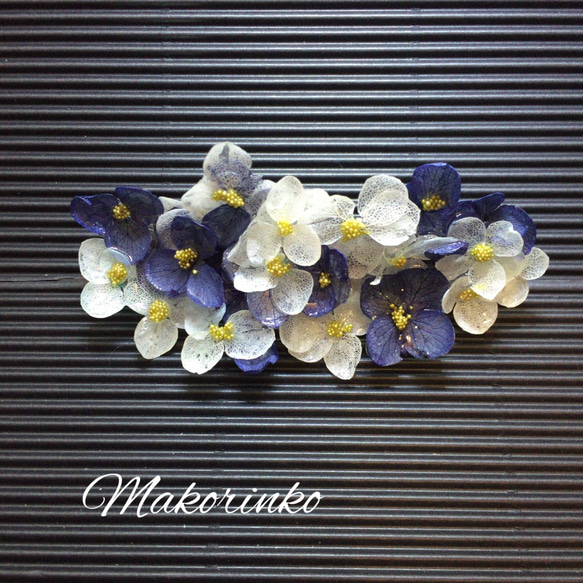 再販×9  空色の紫陽花のバレッタ紫陽花ハンドメイド2023 1枚目の画像