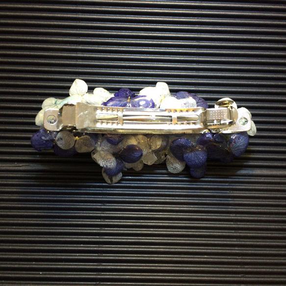 再販×9  空色の紫陽花のバレッタ紫陽花ハンドメイド2023 4枚目の画像