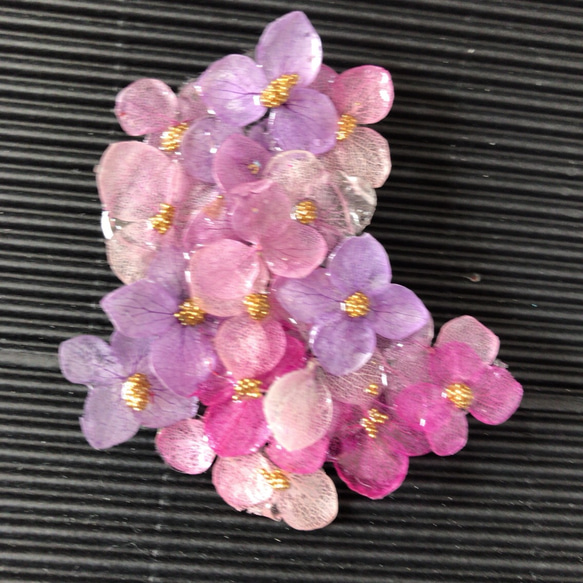 再販×8新色 ラズベリー ナチュラルなブローチアナベル紫陽花 2枚目の画像