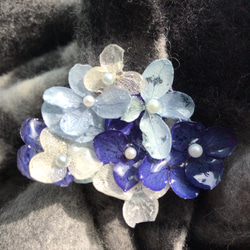 優しいスカーフどめ、アナベル紫陽花の空色カラー 3枚目の画像