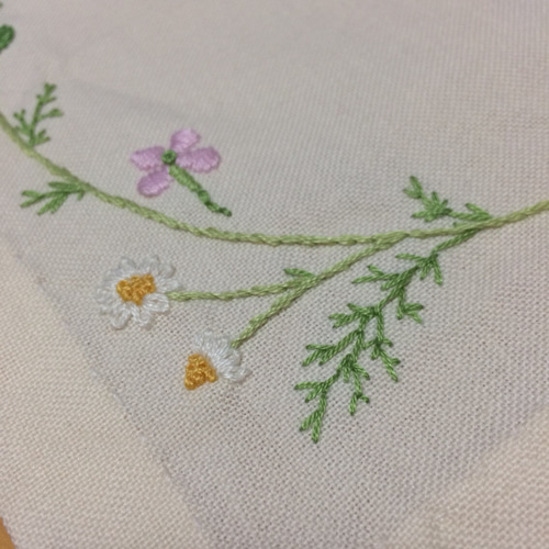 ランチョンマット〜お花のフランス刺繍〜② ランチョンマット