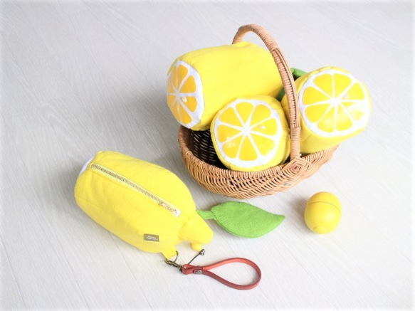 『受注制作』フレッシュレモンのハンディポーチ（特集掲載作品） 1枚目の画像