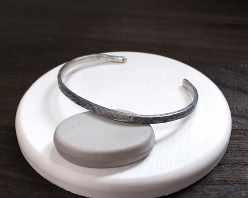 ヤ*ン様 新作バングル　デルバート好きな方　腕周り18cm ヤ*ン様 新作バングル デルバート好きな方 腕周り18cm