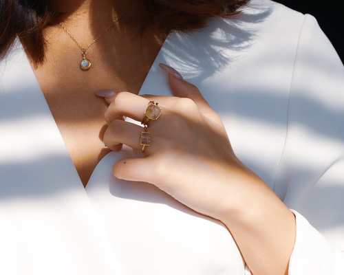 Juvelia ゴールデンシャインムーンストーン　リング Golden Rutile quartz ring ゴールデンルチルクォーツリング