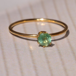 綠色藍晶石璀璨戒指 第2張的照片