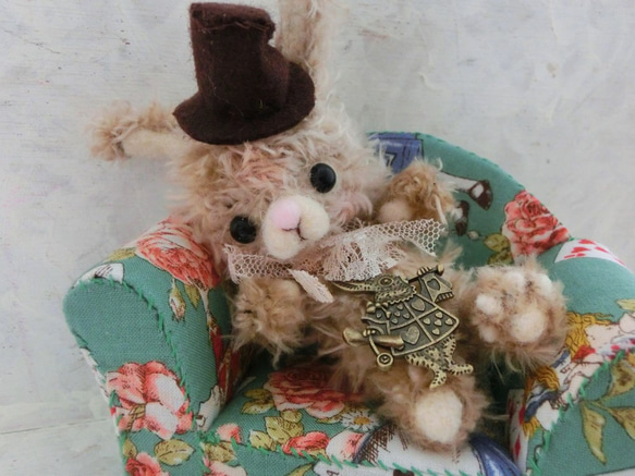 不思議の国のアリス♡ハット帽うさぎ 不思議の国のアリス♡ハット帽うさぎ