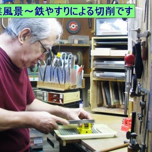イエス・聖母マリア・教義・聖霊・使徒などを表した作品 ユリ
