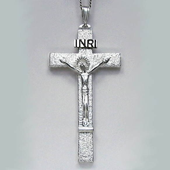 受難像（イエス・キリストの十字架像） 罪状書と足台の付いた大きな受難像 pc33 好評です ネックレス・ペンダント アトリエ・いけだ 通販