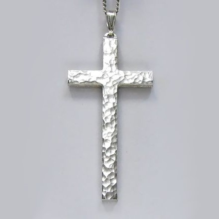 大きなクロス　槌目光沢仕上げの縦長の大きなクロス　lc13　ロングセラーです